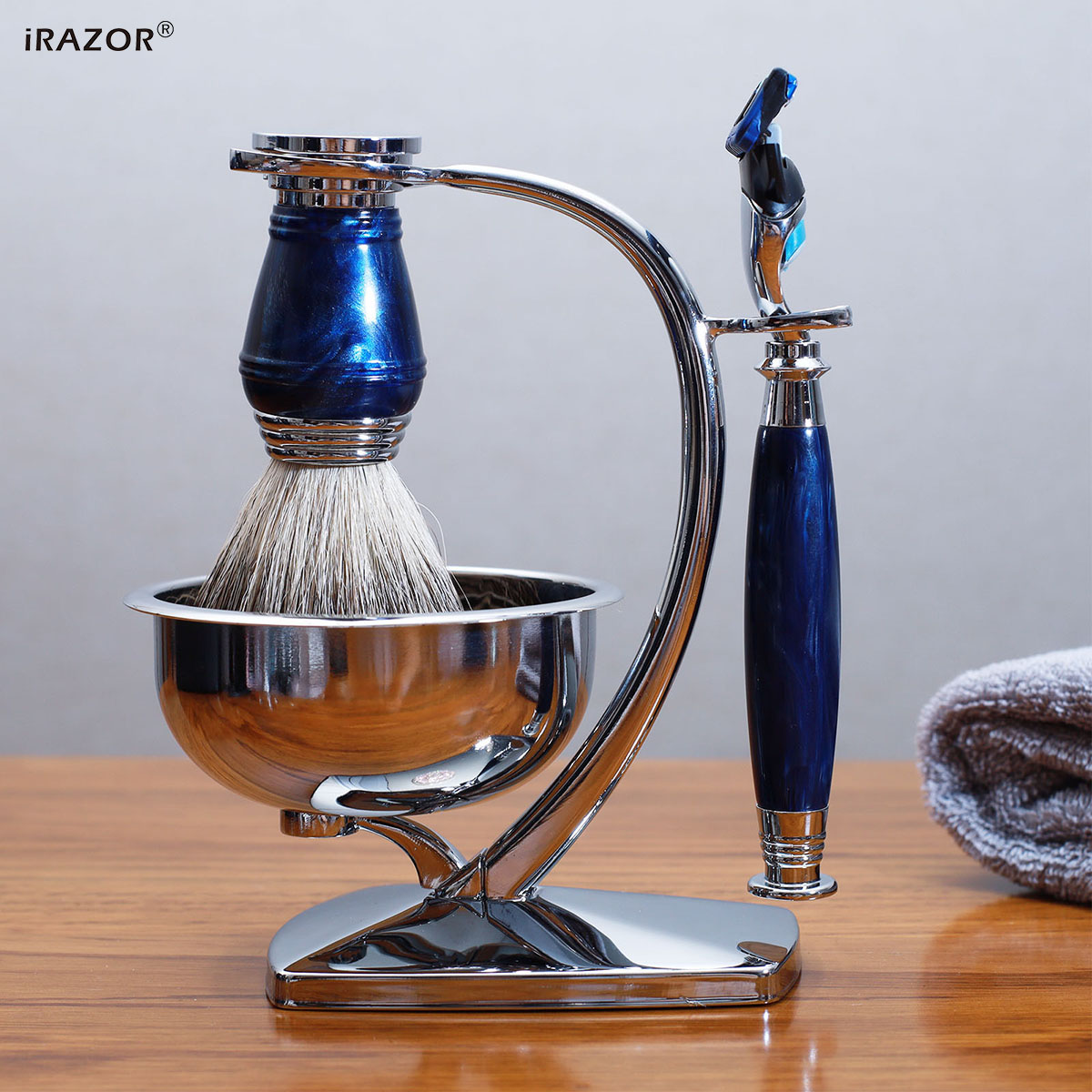 طقم حلاقة فاخر للرجال من iRAZO - مراجعة Mens Grooming Kit Gift وسعره